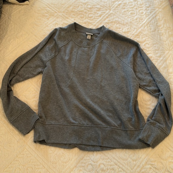 Target “a new day” Sweatshirt Medium - Picture 3 of 4